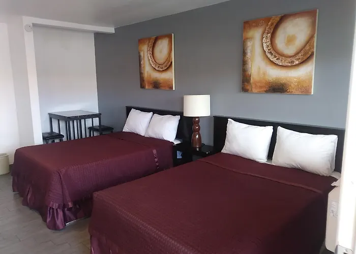 Western Airport/downtown Hotel *