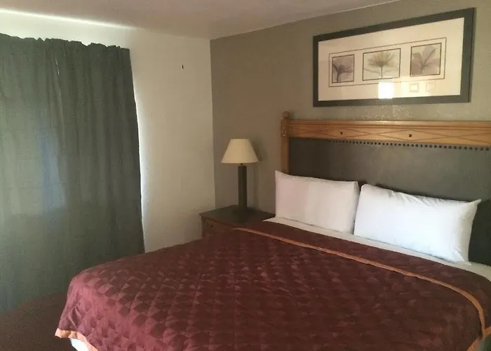 Western Airport/downtown Hotel *